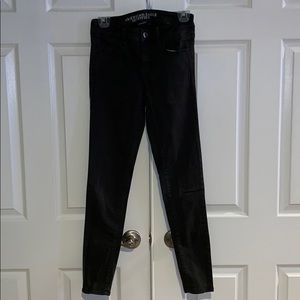 Cute super stretchy dark grey jeans.